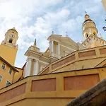 Grimaldi Place-plage-centre-clim * Menton