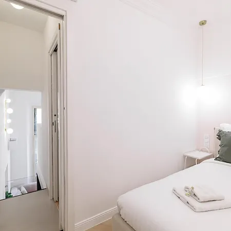 Grimaldi Place-plage-centre-clim *