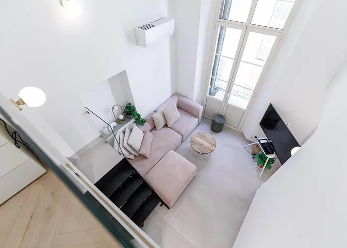 Grimaldi Place-plage-centre-clim *